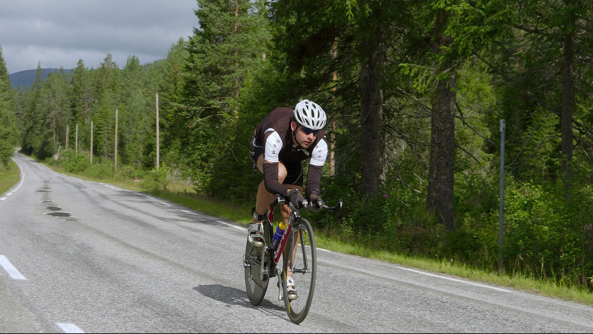 亚冠次回合激情夜！德布劳内里突外投，莱比锡横扫利物浦